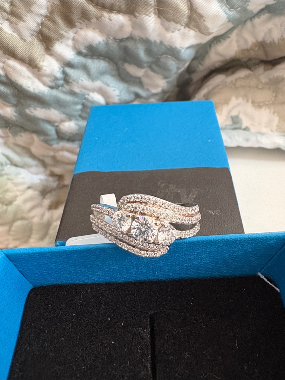 JTV Rhodium over Sterling Silver Ring Bella Luce White Diamond simulant - Picture 2 of 4